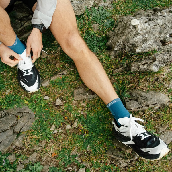 Speedgoat 7 "Black/White"