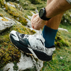 Speedgoat 7 "Black/White"