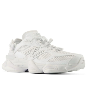 9060 "Summer White"